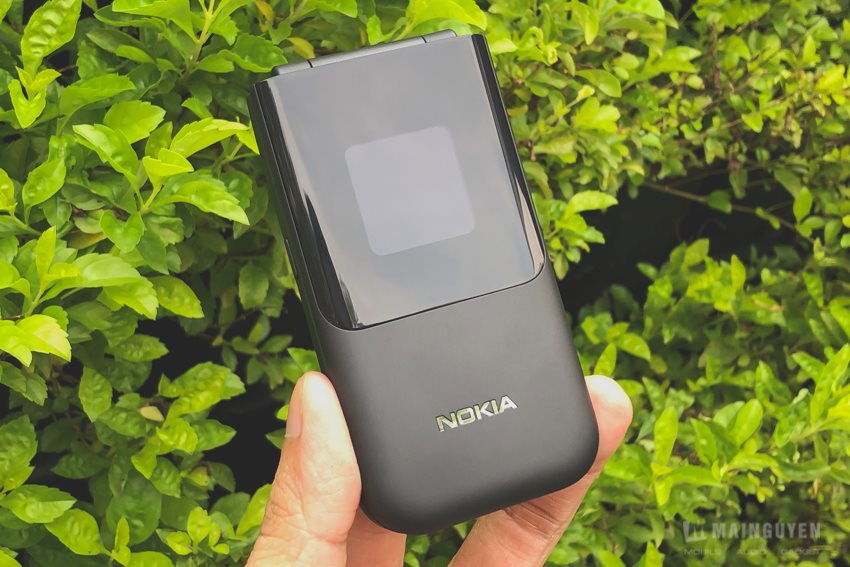 Nokia ra mắt điện thoại nắp gập 2720 Flip tại Việt Nam, giá 1,99 triệu đồng