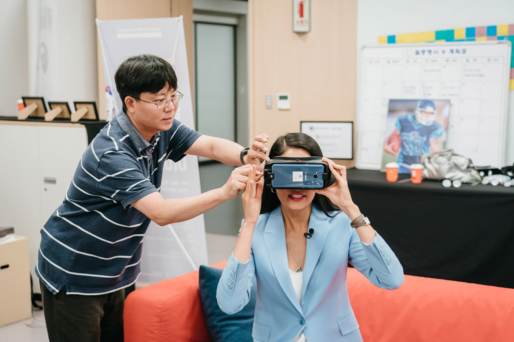 Ben trong can cu bi mat - noi quyet dinh tuong lai cua Samsung hinh anh 17