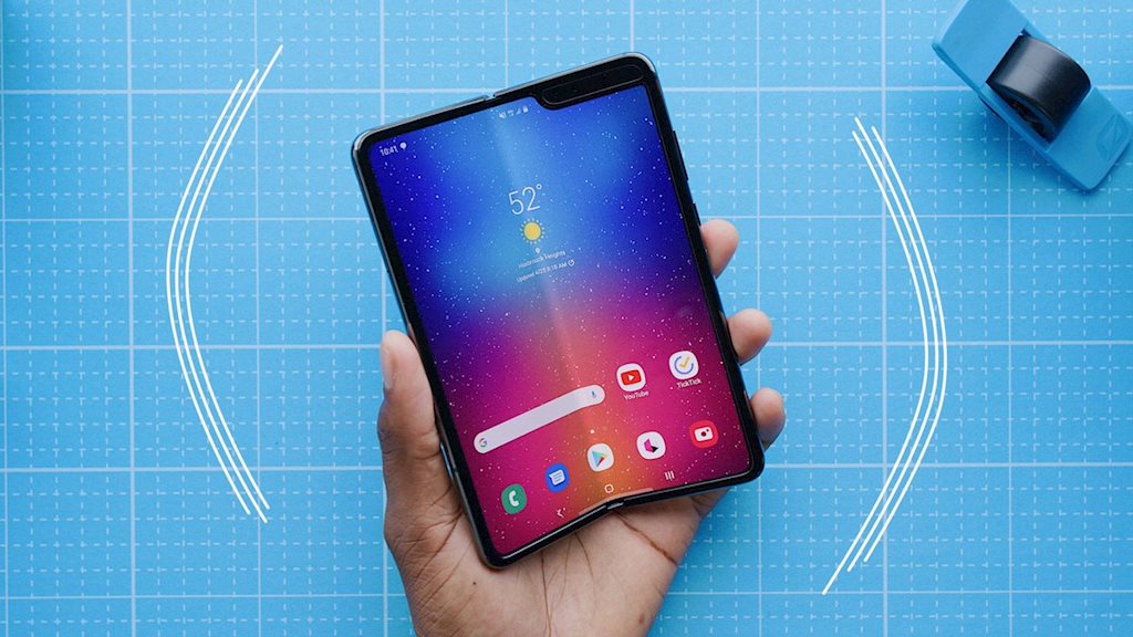 Galaxy Fold dễ hư hại, Samsung muốn người dùng 