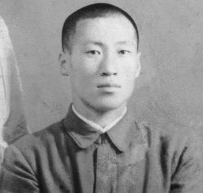 Tuoi tre an xin, trom tien de lap nghiep cua cha de tap doan Hyundai hinh anh 1