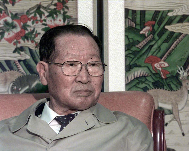 Tuoi tre an xin, trom tien de lap nghiep cua cha de tap doan Hyundai hinh anh 7