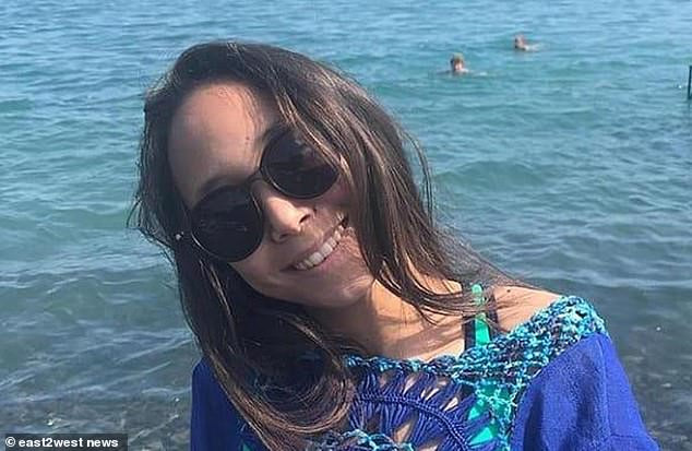 Dien thoai phat no, be gai 14 tuoi chet khi khi dang ngu hinh anh 1