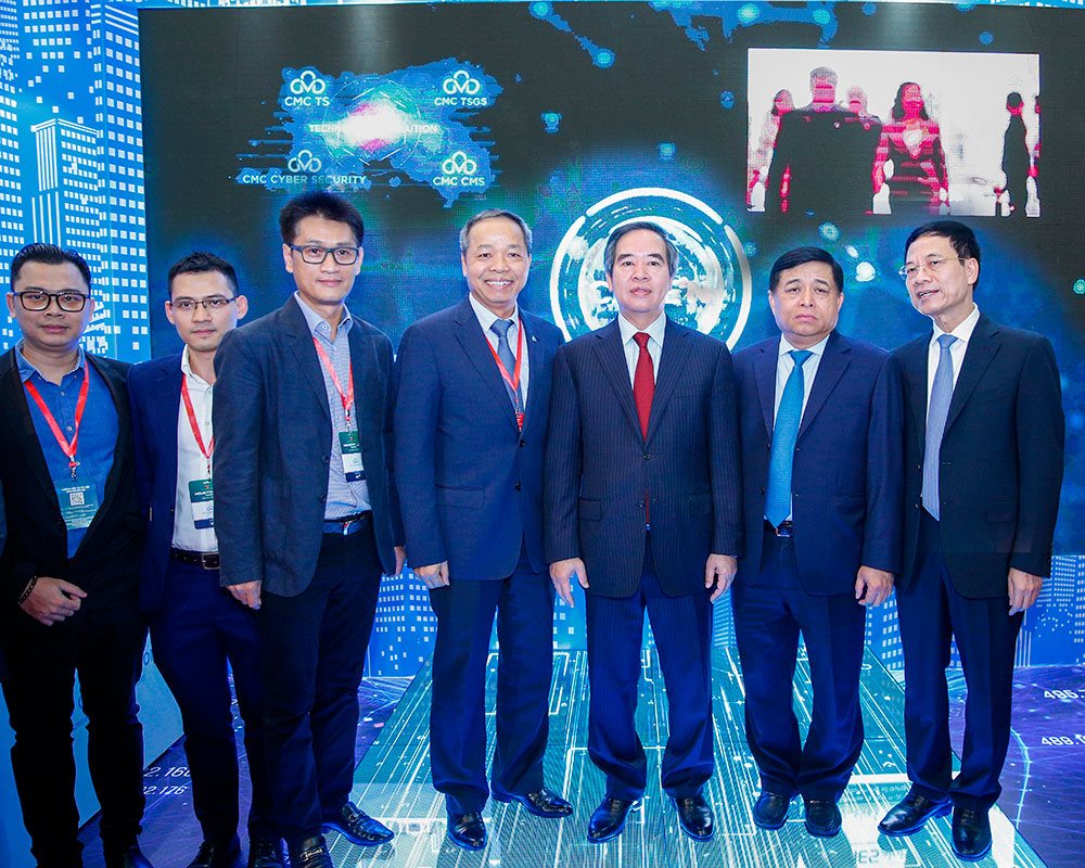 Industry 4.0 Summit 2019: CMC truyền cảm hứng “Chinh phục chuyển đổi số”
