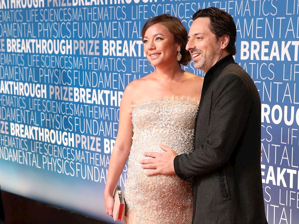 Đồng sáng lập Google bí mật tái hôn với bạn gái kém 12 tuổi