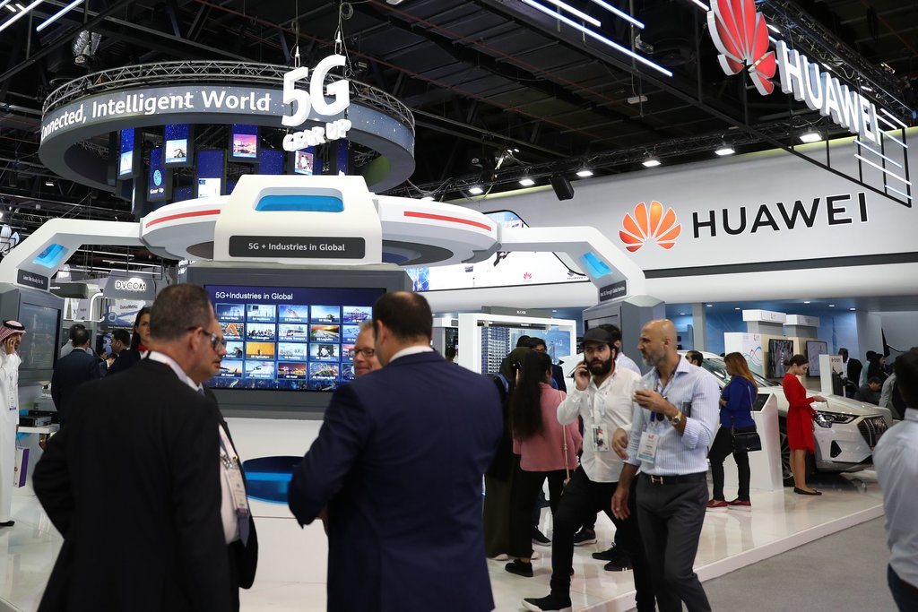 Tổng thống Trump “bật đèn xanh” cho Huawei?