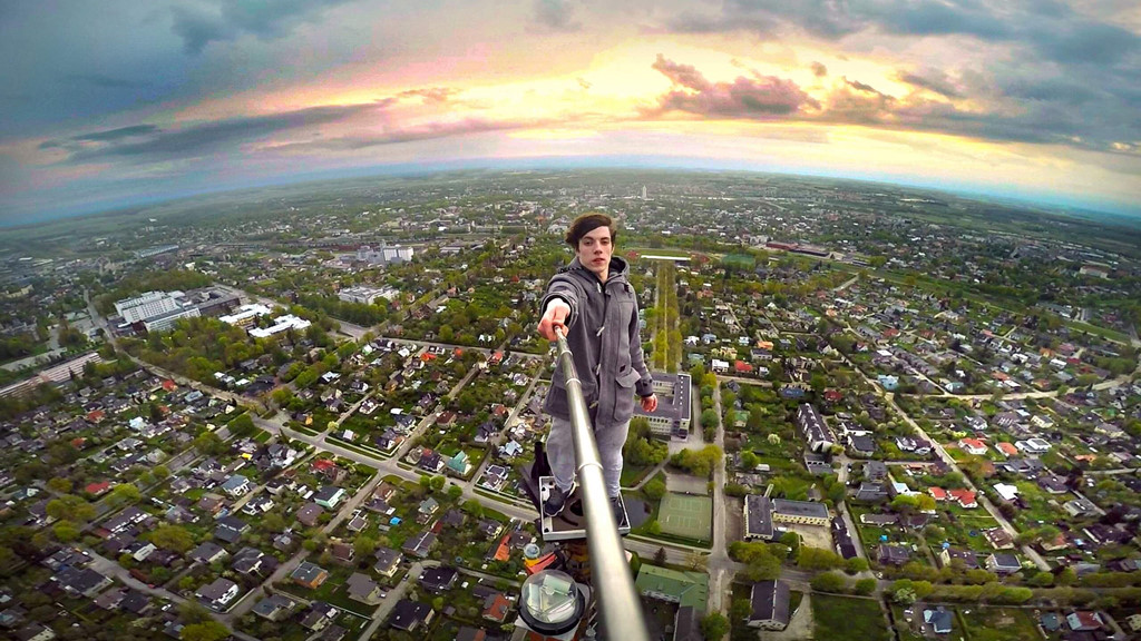 Selfie, mang xa hoi va nhung mang toi cua cong nghe 10 nam qua hinh anh 5