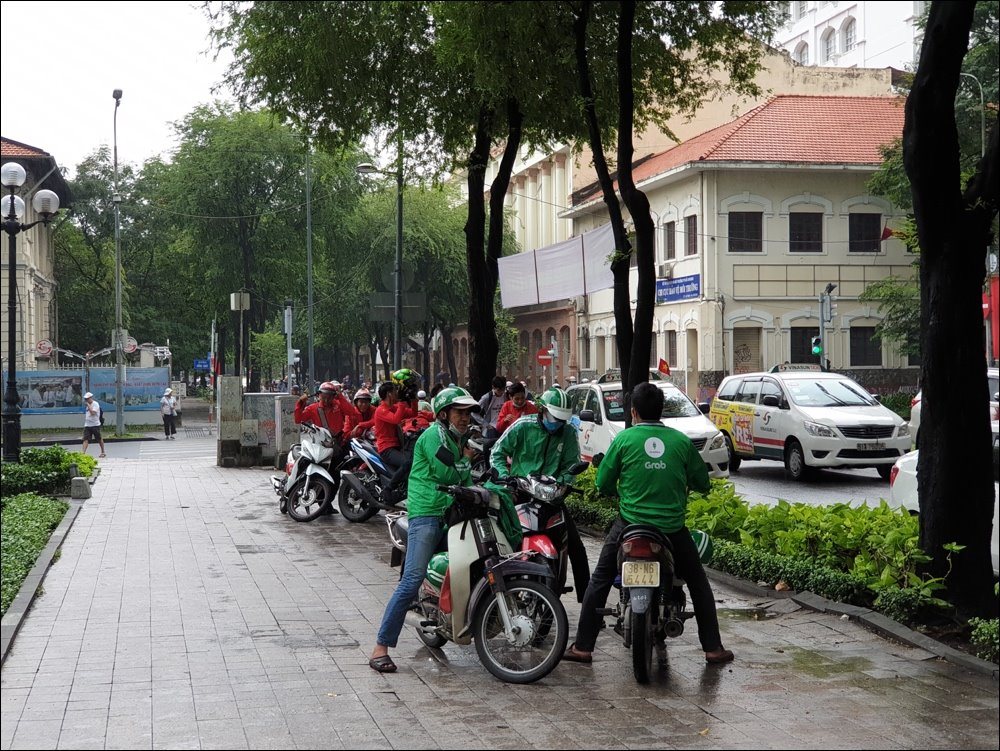 Vừa thông báo trừ tiền của khách vì 