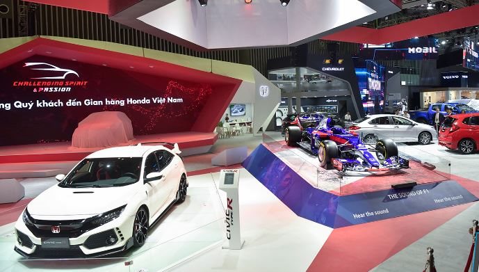 Honda mang nhiều phiên bản xe thể thao mới về Việt Nam
