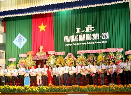 Năm học 2019-2020, Đại học Cần Thơ tiếp tục thực hiện lộ trình tự chủ, tự chịu trách nhiệm