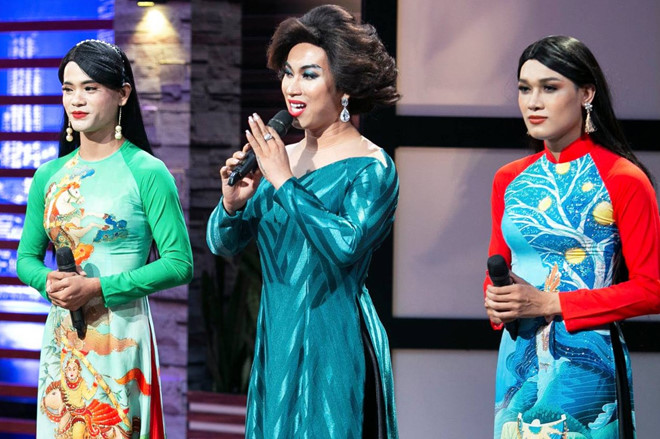 Ca si lo to Lo Lo len Shark Tank goi von, duoc Shark Lien dau tu hinh anh 1