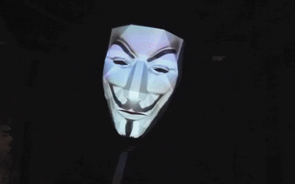 Đeo cái mặt nạ