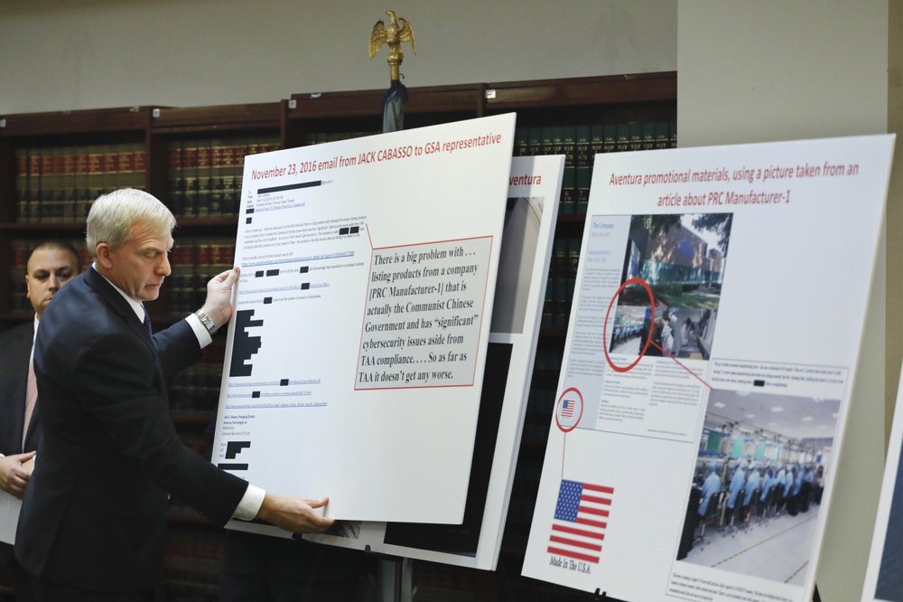 Mỹ bắt công ty bán thiết bị an ninh Trung Quốc nhưng dán mác sản xuất tại Mỹ