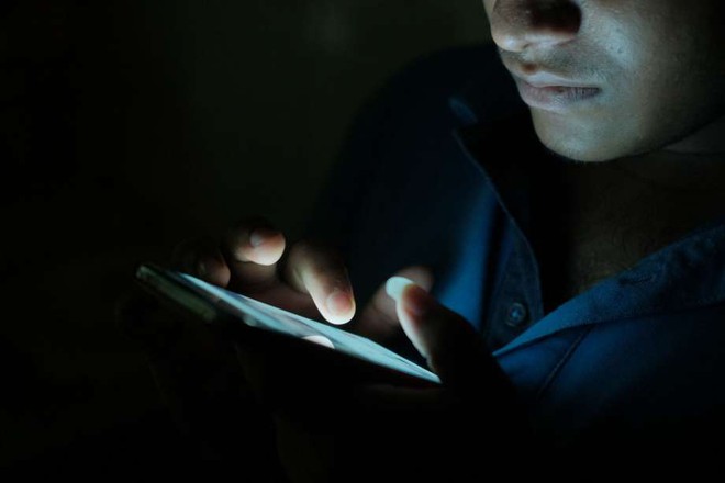 Chang trai bat ngo nhan tin nhan Valentine tu nguoi yeu da chet hinh anh 1