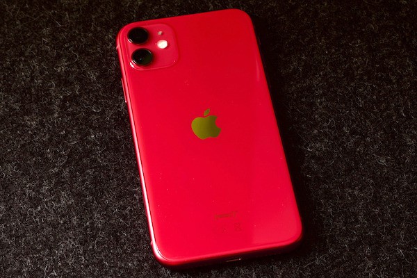 Vua mo ban, iPhone 11 da co hang cu tai Viet Nam hinh anh 1