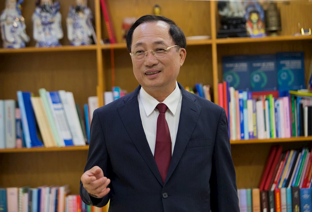 Thượng tướng Nguyễn Văn Thành ra cuốn sách
