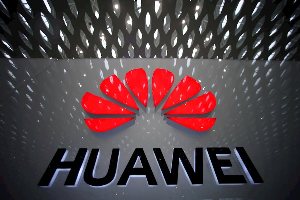 Bộ trưởng Tư pháp Mỹ: Không thể tin tưởng Huawei, ZTE