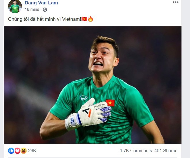 Fan Viet tran vao Facebook Van Lam, Van Hau chuc mung hinh anh 4