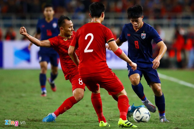 Fan Viet tran vao Facebook Van Lam, Van Hau chuc mung hinh anh 9