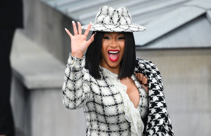 Khi qua trung vo danh danh bai Kylie Jenner nho mot dong caption hinh anh 2