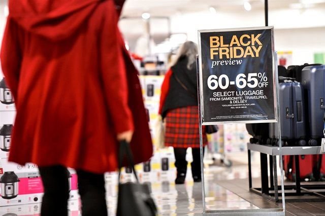 74% nam giới khẳng định sẽ tham gia mua hàng và tiêu khoảng 3,5 triệu đồng cho ngày Black Friday