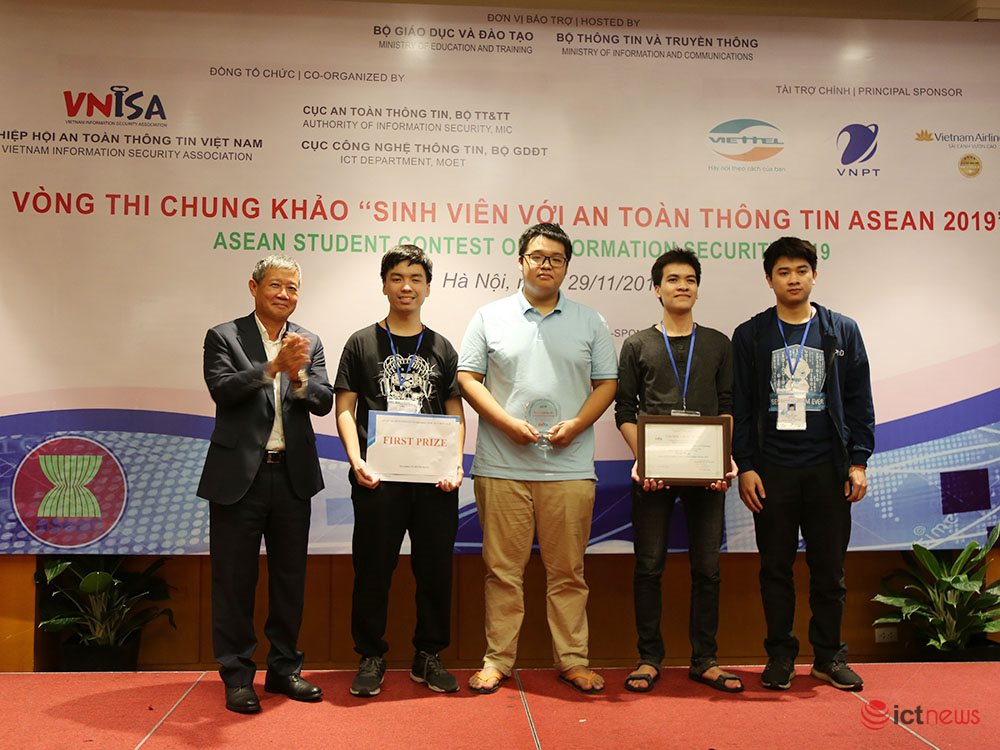 Sinh viên Việt Nam “ẵm trọn” 3 vị trí dẫn đầu cuộc thi “Sinh viên với An toàn thông tin ASEAN 2019”