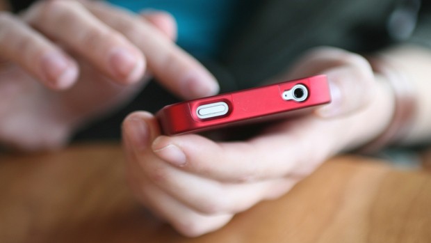 Mat tien va thong tin ca nhan sau khi nhan cuoc goi la hinh anh 1