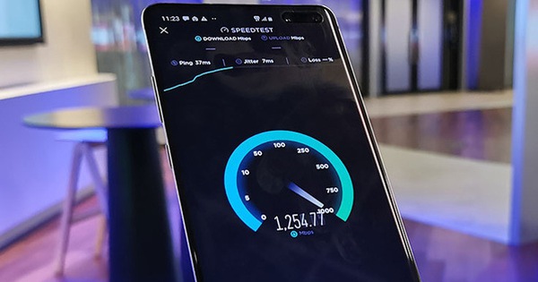 5G nhanh hơn bao nhiêu lần so với 4G: Thử nghiệm thực tế giữa smartphone hỗ trợ 5G và iPhone 11 đã đưa ra được câu trả lời