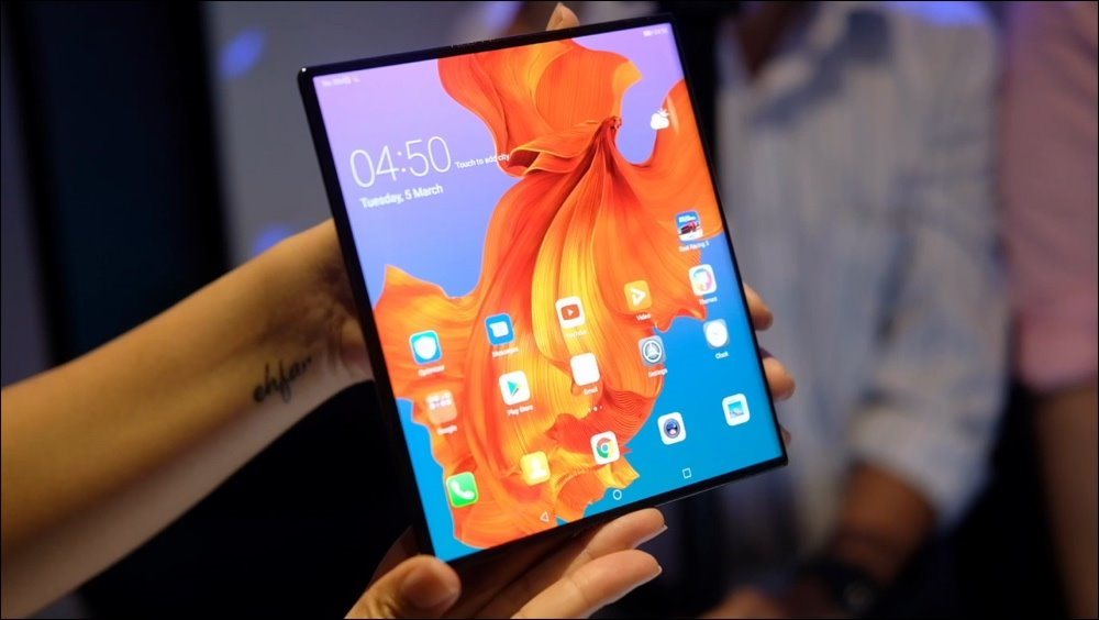 Galaxy Fold, Huawei Mate X hay Motorola RAZR có phá được sự nhàm chán trong thiết kế smartphone 10 năm nay?