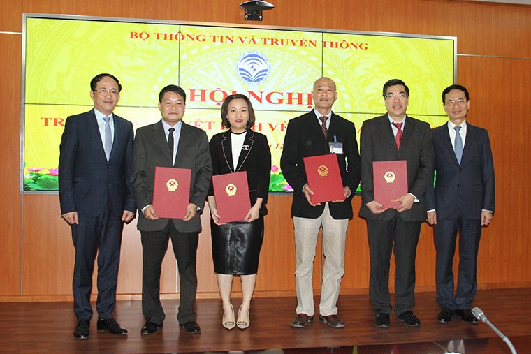 Bộ trưởng Bộ TT&TT Nguyễn Mạnh Hùng: