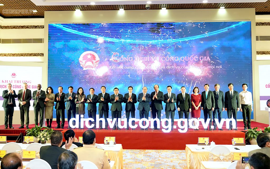 Chính thức khai trương cổng dịch vụ công quốc gia: Người dân đổi giấy phép lái xe, đăng ký khai sinh tại nhà