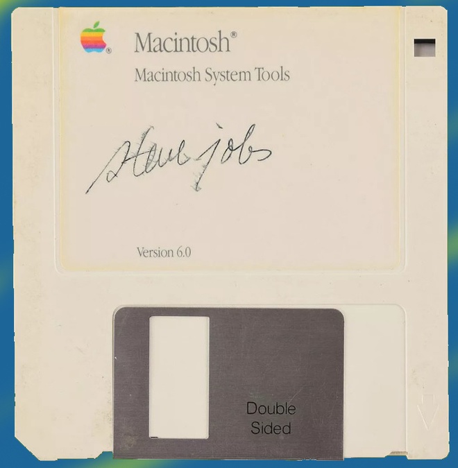 Mot chiec dia mem duoc ban voi gia 84.000 USD hinh anh 1