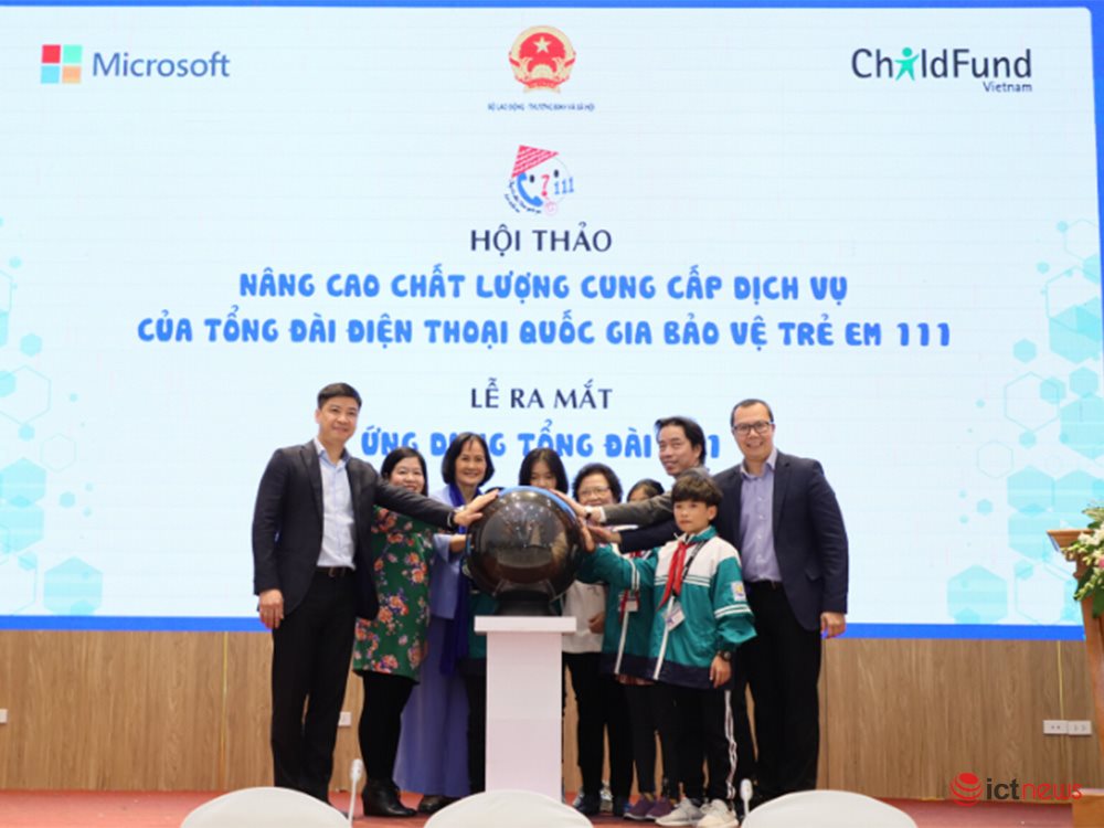 Ra mắt ứng dụng “Tổng đài 111”, người dùng có thể thông tin các trường hợp nghi vấn xâm hại trẻ em qua smartphone