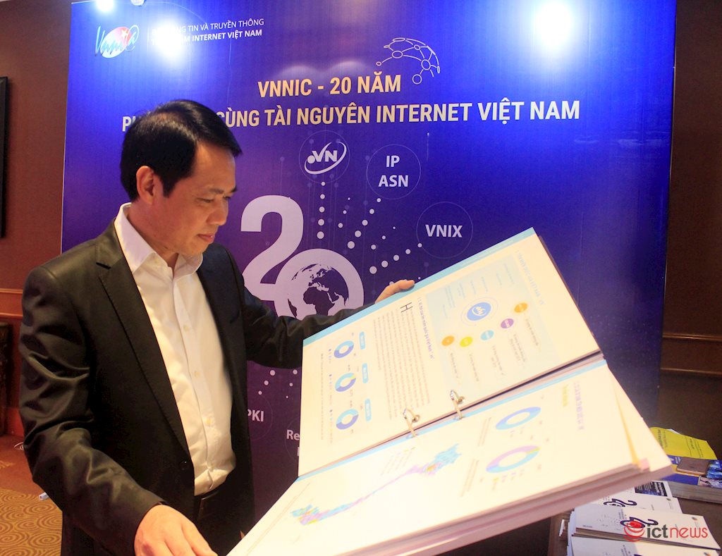 Việt Nam đã có hơn 21 triệu người sử dụng địa chỉ Internet IPv6 | Việt Nam xếp thứ 5 khu vực ASEAN về ứng dụng địa chỉ Internet IPv6 | Chuyển đổi IPv6 của Việt Nam đã vượt xa mục tiêu đề ra | Việt Nam xếp thứ 8 toàn cầu về tỷ lệ ứng dụng IPv6