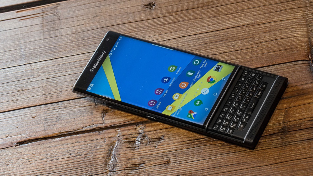 10 smartphone quan trong nhat thap ky hinh anh 6 6._Priv.jpg