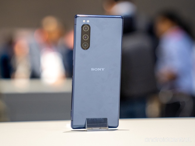 Loat smartphone dang chu y vua ban ra tai Viet Nam hinh anh 1 sony-xperia-5-7.jpg