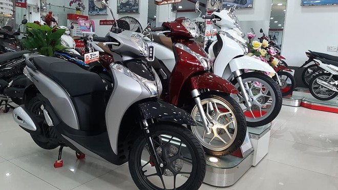 Loạt xe máy trang bị khóa thông minh Smartkey tại Việt Nam