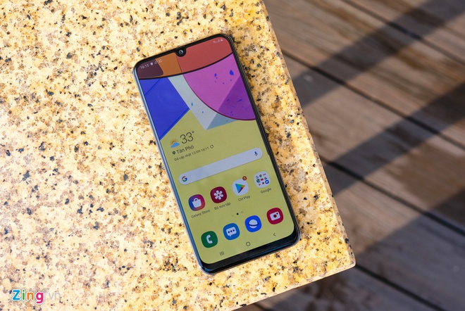 Duoi 7 trieu, mua smartphone nao dip cuoi nam? hinh anh 5 A50s_zing_30.jpg