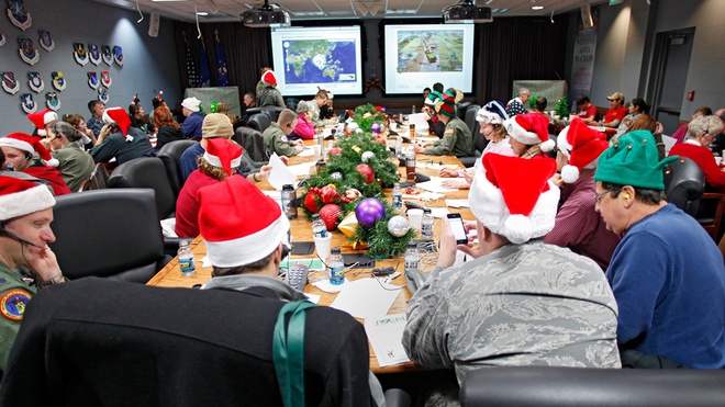 Mot ngay nua, chuyen phat qua cua ong gia Noel duoc cap nhat tren web hinh anh 2 Norad-santa-tracker-2.jpg