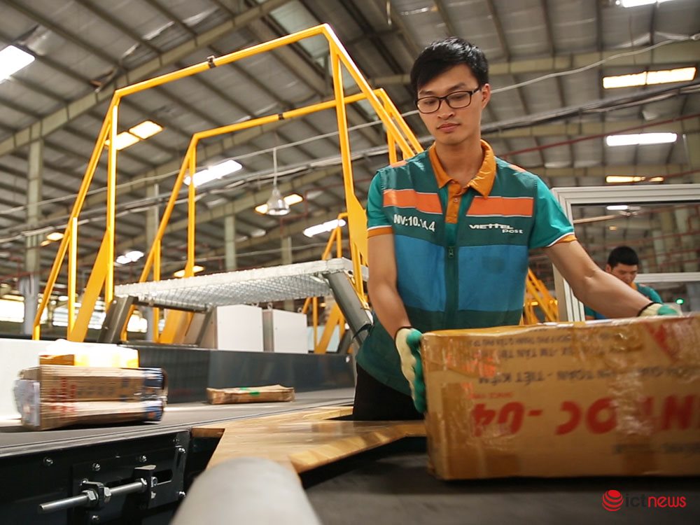 Vượt Vietnam Post, Viettel Post dẫn đầu Top 10 công ty vận tải và logistics uy tín năm 2019