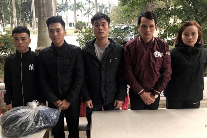 Nữ quái tham gia nhóm lừa hàng chục tỷ qua phần mềm