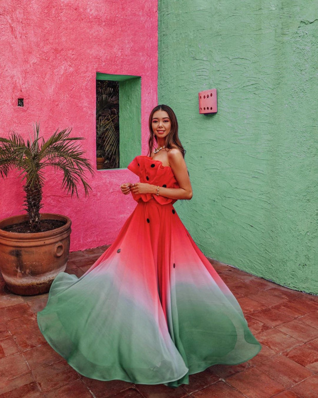 Nữ blogger du lịch kiếm được tiền tỷ trong năm 2019 và lọt top những người có sức ảnh hưởng trên Instagram bằng việc đăng ảnh - Ảnh 9.