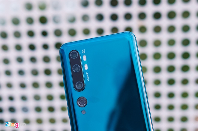 Nhieu smartphone giam gia manh dau nam 2020 tai Viet Nam hinh anh 7 mi_note_10_zing_11.jpg
