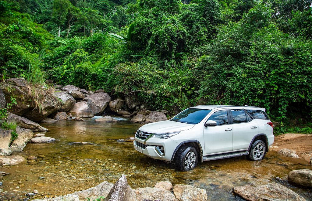 Toyota Việt Nam giảm giá xe Fortuner, Innova và Altis