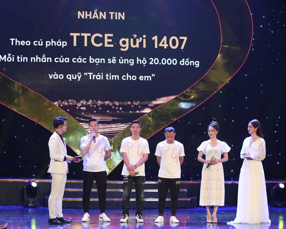 Hơn 4,5 tỷ đồng tiền tin nhắn ủng hộ chương trình “Trái tim cho em”