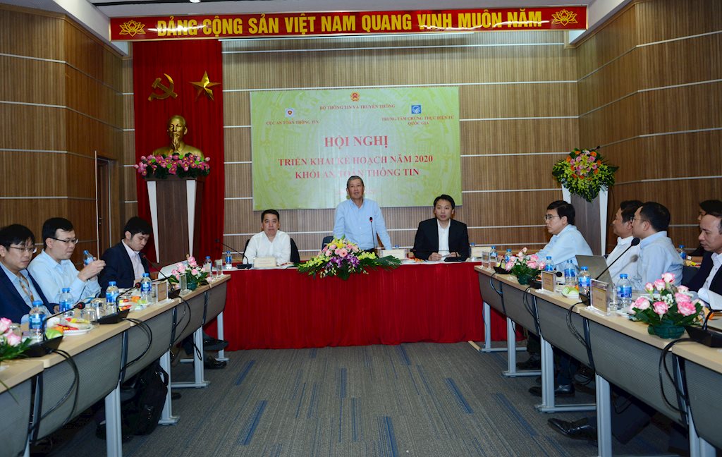 Thứ trưởng Nguyễn Thành Hưng: Các đơn vị khối An toàn thông tin cần tiếp tục đổi mới cách nghĩ, cách làm | Thứ trưởng Nguyễn Thành Hưng: Thách thức với các đơn vị làm An toàn thông tin, Chính phủ điện tử rất lớn