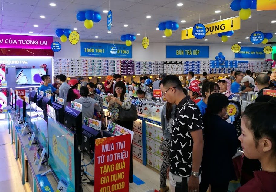 Thị trường SmartTV Tết 2020: Samsung, LG đua nhau giảm giá, Sony 