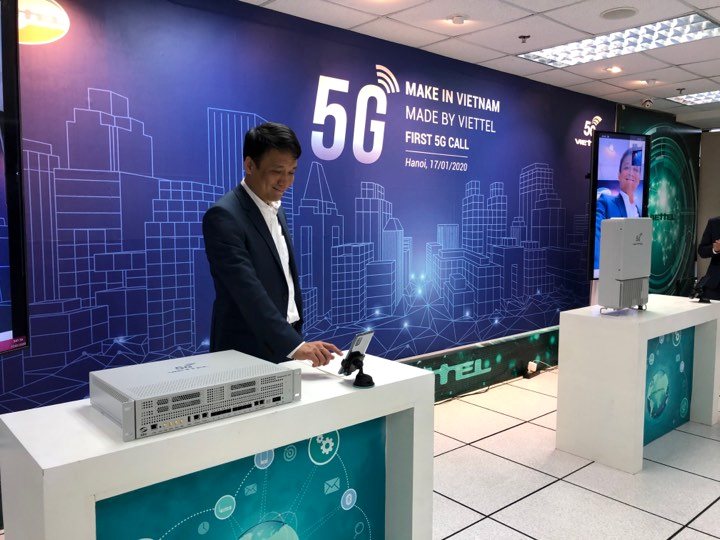 Sáng nay, Việt Nam bắt đầu thực hiện cuộc gọi 5G đầu tiên trên thiết bị Make in Vietnam