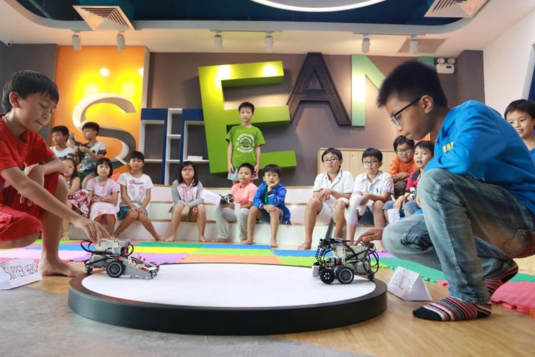 Nữ tướng TEKY: “Chúng tôi đang chuẩn bị cho một thế hệ nhân sự hậu 4.0” | TEKY lọt top 14 mô hình giáo dục điển hình toàn cầu do WEP công bố