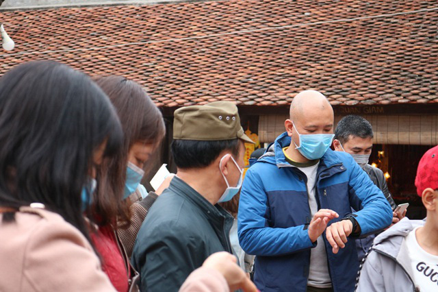 Virus corona có tồn tại trên rau và thịt không? Cảnh báo một việc nhất định phải làm sau khi mua thực phẩm - Ảnh 3.