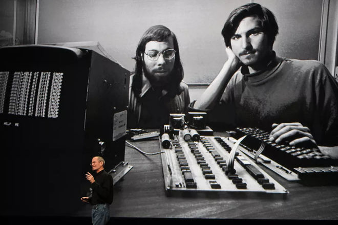 'Steve Jobs doi tinh khi Apple thanh cong' hinh anh 1 Z16825022020.png